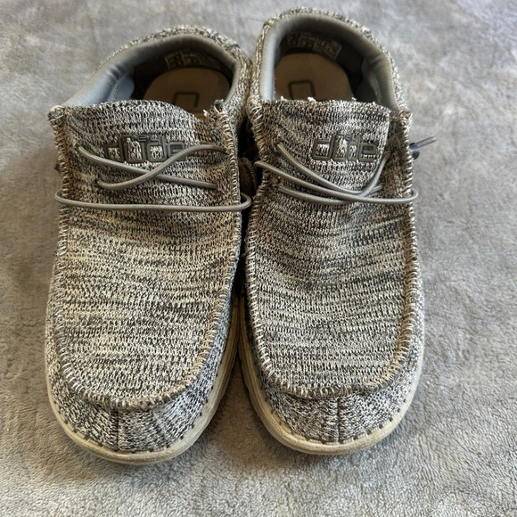 Hey Dude Wally B Sox Gray Shoes Men's Size 7 Casual Loafers Comfort - Picture 1 of 6